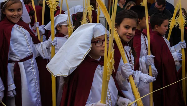 Velez Malaga Espanha Março 2018 Pessoas Que Participam Procissão Semana — Fotografia de Stock