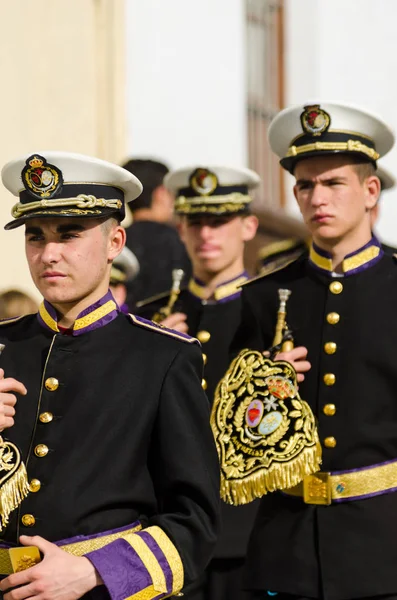Velez Malaga, İspanya - 29 Mart 2018 insanlar geçit töreninde kutsal hafta İspanyol bir şehirde, Paskalya katılan