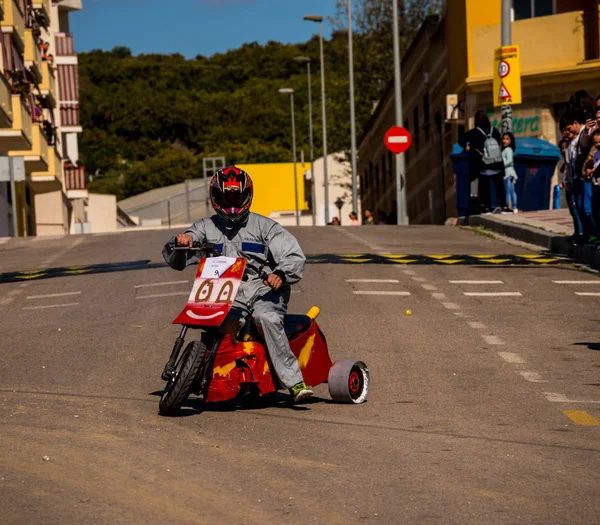 Velez Malaga Espanha Abril 2018 Autos Locos Diversão Tradicional Envolvendo — Fotografia de Stock