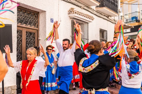 Nerja Spanje Mensen Mei 2018 Deelnemen Aan Een Traditionele Volksdans — Stockfoto