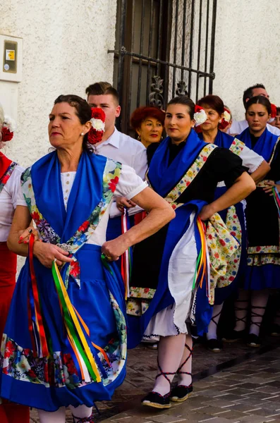 Nerja Espanha Maio 2018 Pessoas Participando Uma Dança Folclórica Tradicional — Fotografia de Stock