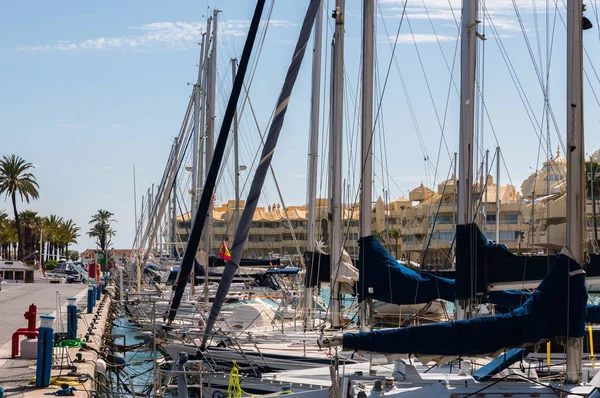 Benalmadena Spanien Mai 2018 Ein Schöner Yachthafen Mit Luxusyachten Und — Stockfoto