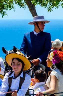 İspanya'da kutsal aktarma Katolik törene katılan Nerja, İspanya - 15 Mayıs, 2018 insan figürü