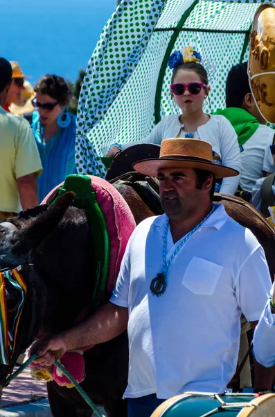 Nerja España Mayo 2018 Personas Que Participan Ceremonia Católica Traslado — Foto de Stock