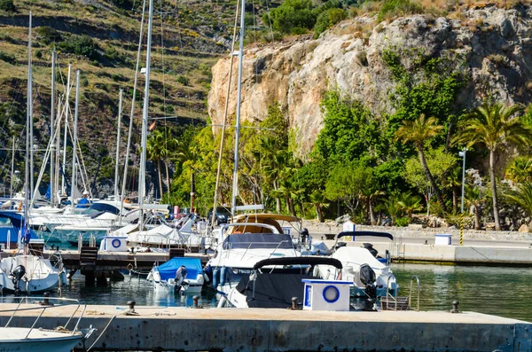 Herradura Espanha Maio 2018 Uma Bela Marina Com Iates Luxo — Fotografia de Stock