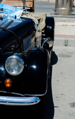 Torre Del Mar, İspanya - 3 Haziran 2018 eski antika arabalar bir sahil kasabası İspanya ziyaret turistler için verilen