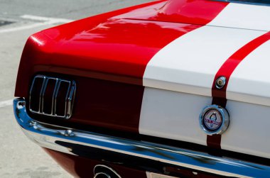 Torre Del Mar, İspanya - 3 Haziran 2018 eski antika arabalar bir sahil kasabası İspanya ziyaret turistler için verilen