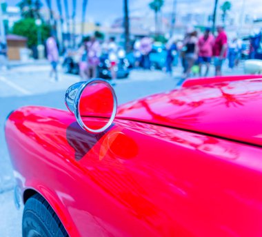 Torre Del Mar, İspanya - 3 Haziran 2018 eski antika arabalar bir sahil kasabası İspanya ziyaret turistler için verilen