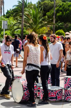 Torremolinos, İspanya - 2 Haziran 2018 Lgbt Mart eşitlik ve hoşgörü Andalucia bir kıyı kasabasında tanıtımı