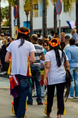 Torremolinos, İspanya - 2 Haziran 2018 Lgbt Mart eşitlik ve hoşgörü Andalucia bir kıyı kasabasında tanıtımı