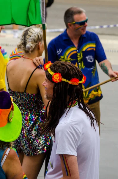 Torremolinos, İspanya - 2 Haziran 2018 Lgbt Mart eşitlik ve hoşgörü Andalucia bir kıyı kasabasında tanıtımı