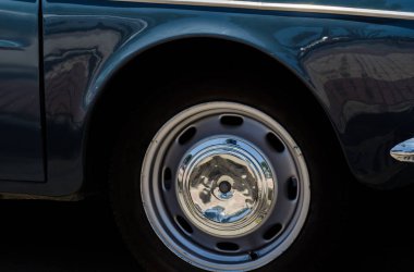 Torre Del Mar, İspanya - 3 Haziran 2018 eski antika arabalar bir sahil kasabası İspanya ziyaret turistler için verilen