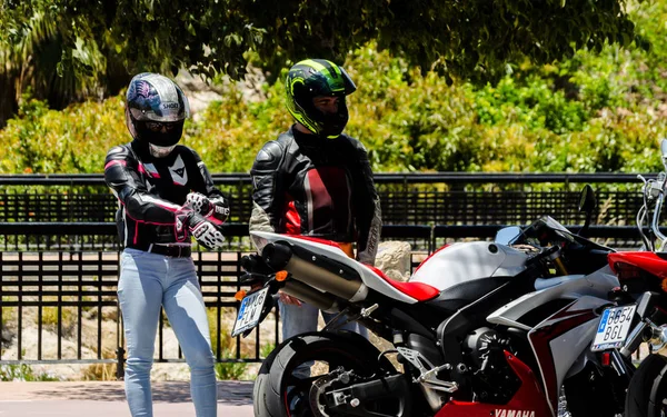 Nerja España Junio 2018 Gente Bicicletas Rally Motos Una Ciudad — Foto de Stock