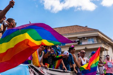 Torremolinos, İspanya - 2 Haziran 2018 Lgbt Mart eşitlik ve hoşgörü Andalucia bir kıyı kasabasında tanıtımı