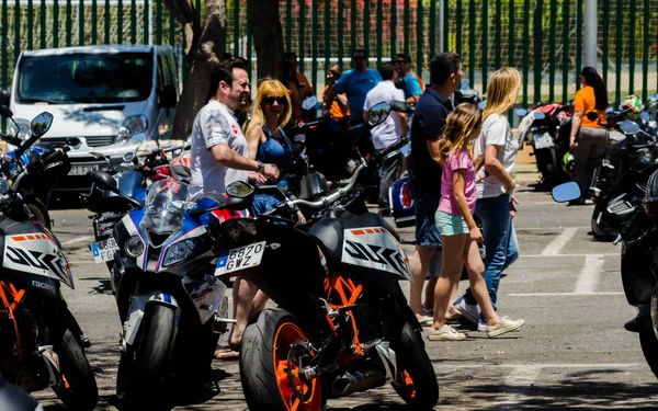 Nerja Spanje Juni 2018 Mensen Fietsen Motorfiets Rally Een Spaanse — Stockfoto