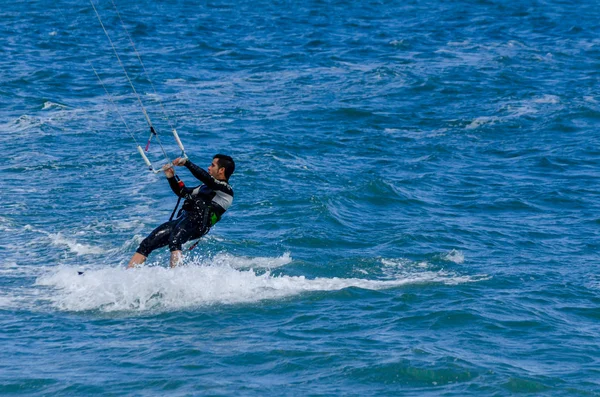 Malaga Espanha Maio 2018 Pessoas Praticando Esporte Ativo Passeios Onda — Fotografia de Stock