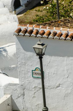 Sayalonga, İspanya - 06 Mayıs 2018 duvardaki İspanyol gömüldüğü yer, Endülüs, Hıristiyanlık bölgede tipik mezar karakteristik