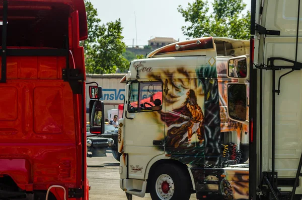 Torrox Spagna Luglio 2018 Mostra Trattori Visitatori Macchine Potenti Riunite — Foto Stock