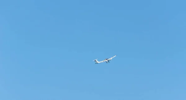 Torre Del Mar España Julio 2018 Aviones Sobrevolando Playa Una —  Fotos de Stock