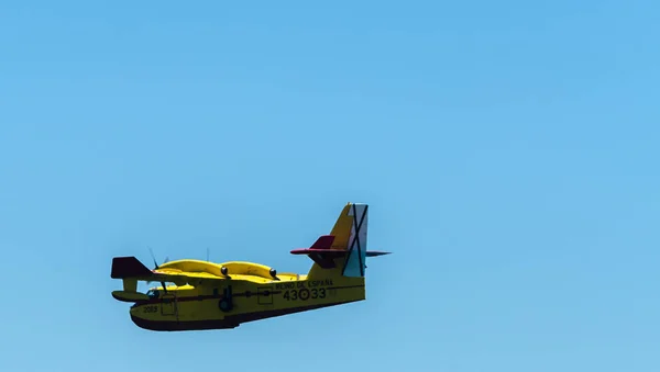 Torre Del Mar España Julio 2018 Aviones Sobrevolando Playa Una —  Fotos de Stock