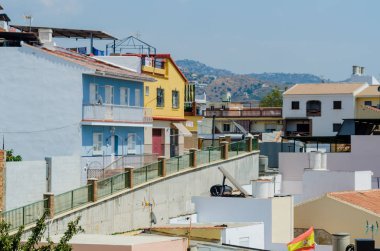 Velez Malaga, İspanya - 24 Ağustos 2018 siesta bir İspanyol şehir, Güney İspanya'nın karakteristik mimari sırasında sokakları boşaltın