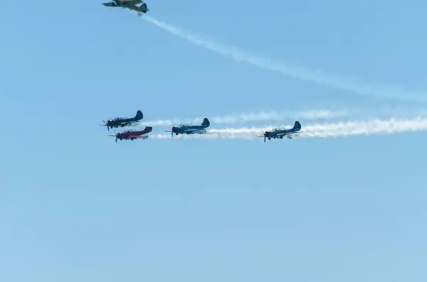 Torre Del Mar España Julio 2018 Aviones Sobrevolando Playa Una —  Fotos de Stock