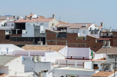 Velez Malaga, İspanya-24 Ağustos 2018 çatılar ve İspanyol şehri binalarda, Güney İspanya'nın karakteristik mimari cephe