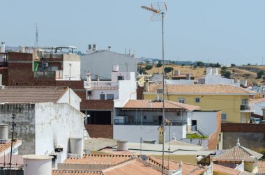 Velez Malaga, İspanya-24 Ağustos 2018 çatılar ve İspanyol şehri binalarda, Güney İspanya'nın karakteristik mimari cephe