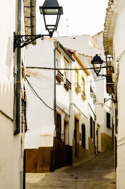 Baena, İspanya - 12 Eylül 2018 boş İspanyol sokaklarda Cordoba, eski Endülüs karakteristik mimarisi yanında küçük bir kasabasında