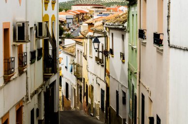 Baena, İspanya - 12 Eylül 2018 boş İspanyol sokaklarda Cordoba, eski Endülüs karakteristik mimarisi yanında küçük bir kasabasında