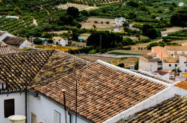 Baena, İspanya - Cordoba, eski Endülüs karakteristik mimarisi yanında eski bir İspanyol şehir panoraması 12 Eylül 2018 A
