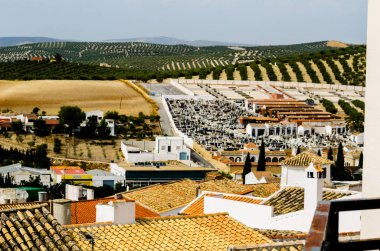Baena, İspanya - Cordoba, eski Endülüs karakteristik mimarisi yanında eski bir İspanyol şehir panoraması 12 Eylül 2018 A