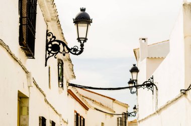 Baena, İspanya - 12 Eylül 2018 boş İspanyol sokaklarda Cordoba, eski Endülüs karakteristik mimarisi yanında küçük bir kasabasında