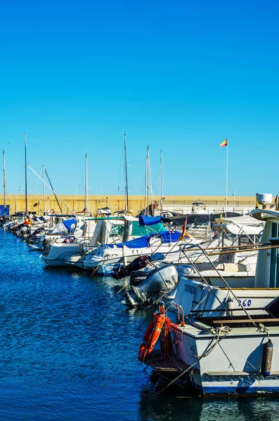 Torredembarra Espanha Setembro 2017 Uma Bela Marina Com Iates Luxo — Fotografia de Stock