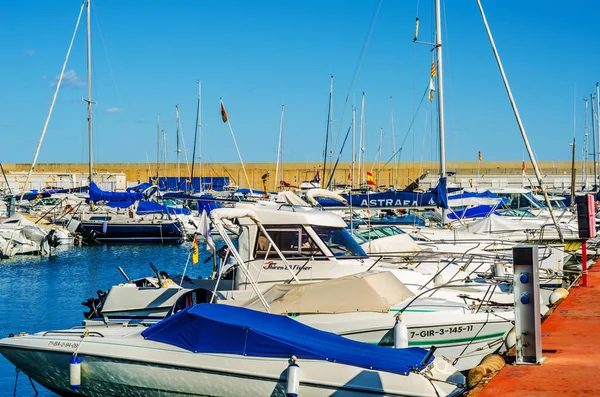 Torredembarra Espanha Setembro 2017 Uma Bela Marina Com Iates Luxo — Fotografia de Stock