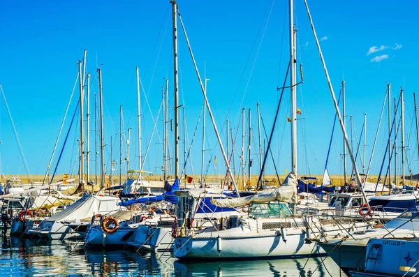 Torredembarra Espanha Setembro 2017 Uma Bela Marina Com Iates Luxo — Fotografia de Stock