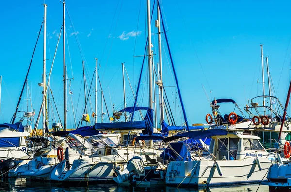 Torredembarra Spanya Lüks Yatların Motorlu Tekneler Turistik Sahil Kasaba Torredembarra — Stok fotoğraf