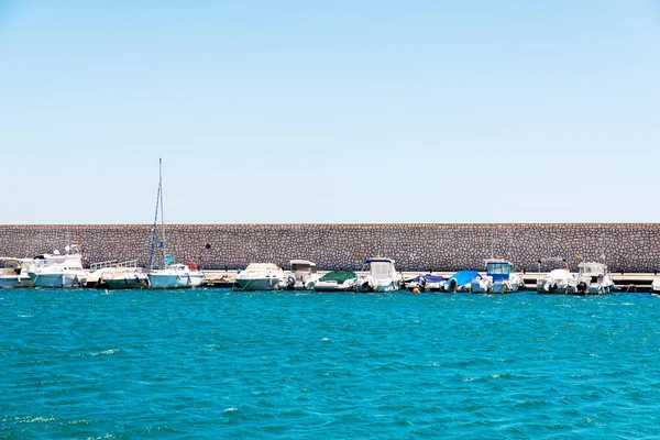 Fuengirola Espagne Avril 2018 Une Belle Marina Avec Des Yachts — Photo