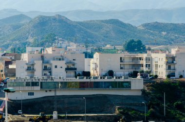 Antas, İspanya - Almeria, eski Endülüs karakteristik mimarisi yanında eski bir İspanyol şehir panoraması 18 Ocak 2019 A