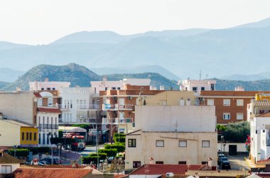 Antas, İspanya - Almeria, eski Endülüs karakteristik mimarisi yanında eski bir İspanyol şehir panoraması 18 Ocak 2019 A