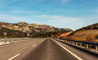 Granada İspanya, Aralık 15, 2018 A-92 ekspres şehir Granada İspanya, Avrupa yol altyapı önde gelen