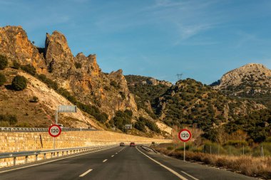 Granada İspanya, Aralık 15, 2018 A-92 ekspres şehir Granada İspanya, Avrupa yol altyapı önde gelen