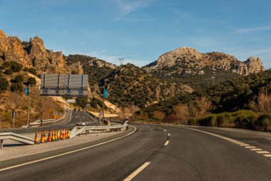 Granada İspanya, Aralık 15, 2018 A-92 ekspres şehir Granada İspanya, Avrupa yol altyapı önde gelen