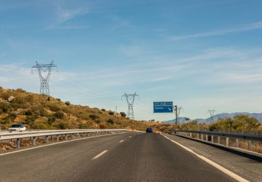 Granada İspanya, Aralık 15, 2018 A-92 ekspres şehir Granada İspanya, Avrupa yol altyapı önde gelen