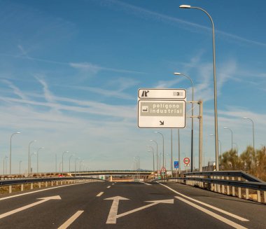 Granada İspanya, Aralık 15, 2018 A-92 ekspres şehir Granada İspanya, Avrupa yol altyapı önde gelen