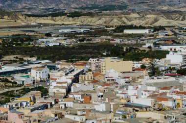 Vera, İspanya - Almeria, eski Endülüs karakteristik mimarisi yanında eski bir İspanyol şehir panoraması 25 Ocak 2019 A