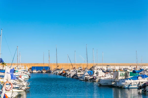 Torredembarra Espanha Setembro 2017 Uma Bela Marina Com Iates Luxo — Fotografia de Stock