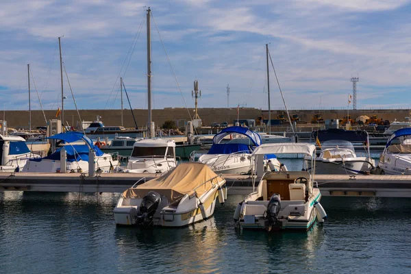 Garrucha Spain Января 2019 Красивая Гавань Роскошными Яхтами Моторными Лодками — стоковое фото