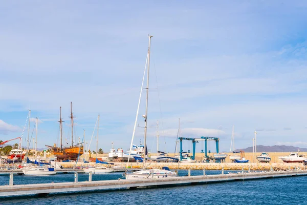 Garrucha Spanya Ocak 2019 Güzel Marina Lüks Yatların Motorlu Tekneler — Stok fotoğraf