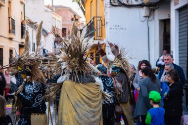 Velez Malaga, İspanya-3 Şubat 2018 A renkli karnaval geçit Andalusia küçük bir kasaba sakinleri tarafından düzenlenen